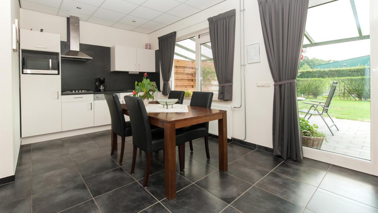 Camping En Vakantiewoning 'Ut Tumpke' Kessel  Exterior foto